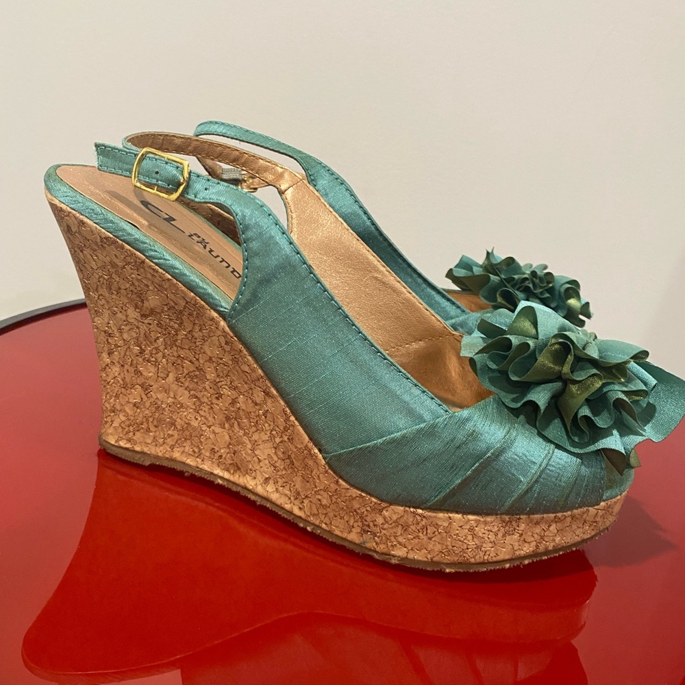 Chinese Laundry Teal Wedges - Picture 2 of 5